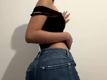 hillarynapenas
