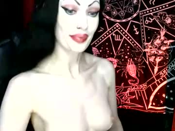 missmoondoll