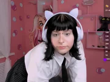 molly kis 